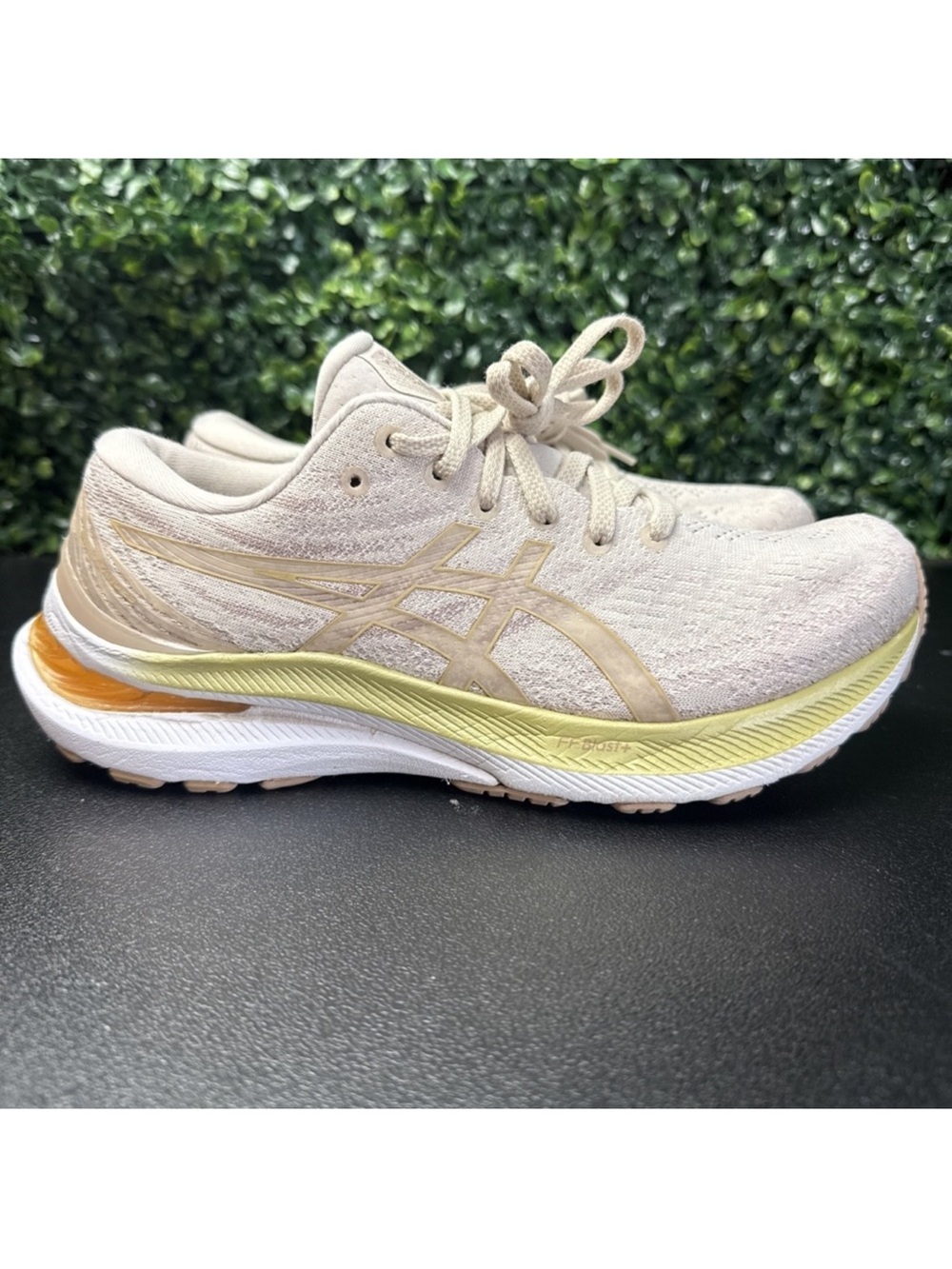 Asics Neutral Trainer - Beige with Gold Accents